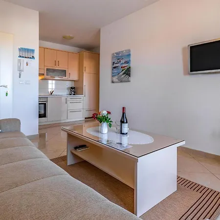 Cozy In With Kitchen *