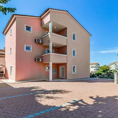 Lejlighed 1 Bedroom Cozy In *