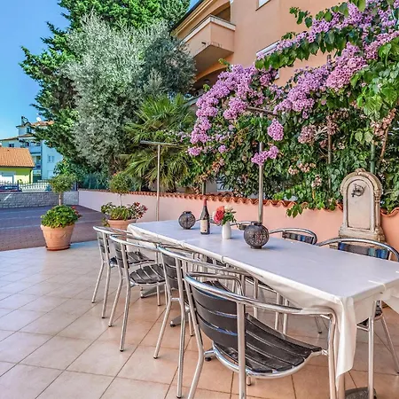 Gorgeous In Appartement *