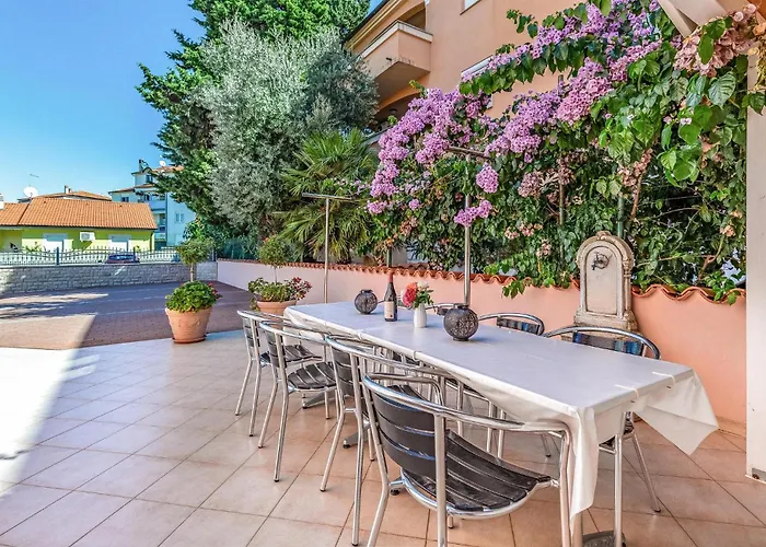 1 Bedroom Cozy In Lejlighed *