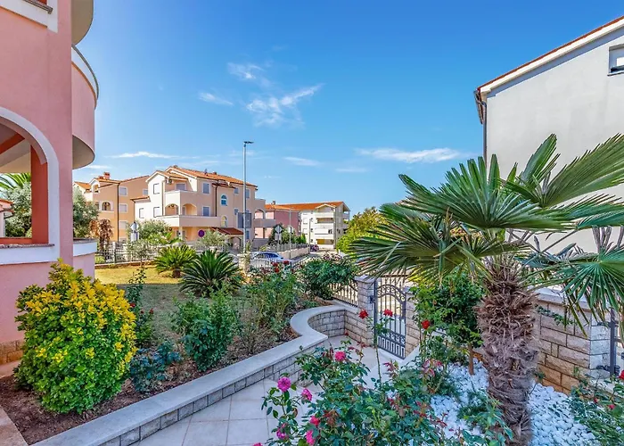 1 Bedroom Cozy In Apartment Medulin