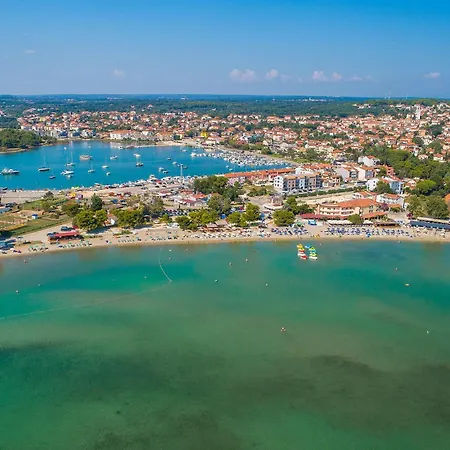 1 Bedroom Cozy In * Medulin