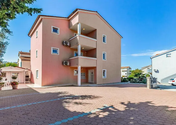 Appartement 1 Bedroom Cozy In *